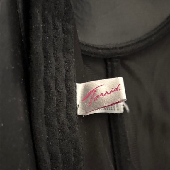 Black Faux Leather Corset with Buckle Details - Picture 6 of 6